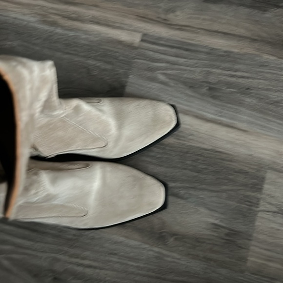 Flattered Carla suede boots - Picture 4 of 6